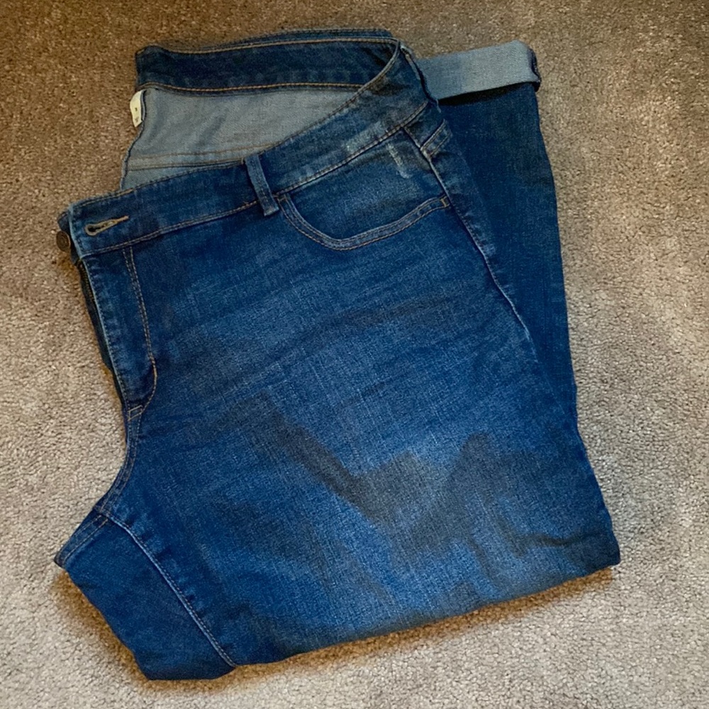 Old Navy Plus Size 20 Cropped Jeans